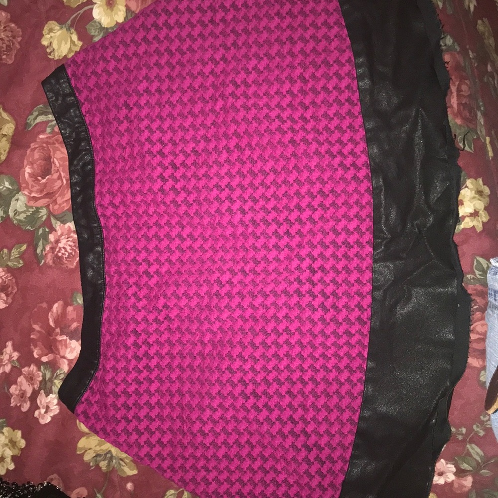 Plaid pink mini skirt